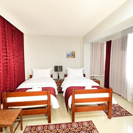 Zobo Hotel Shkodër Eksteriør billede