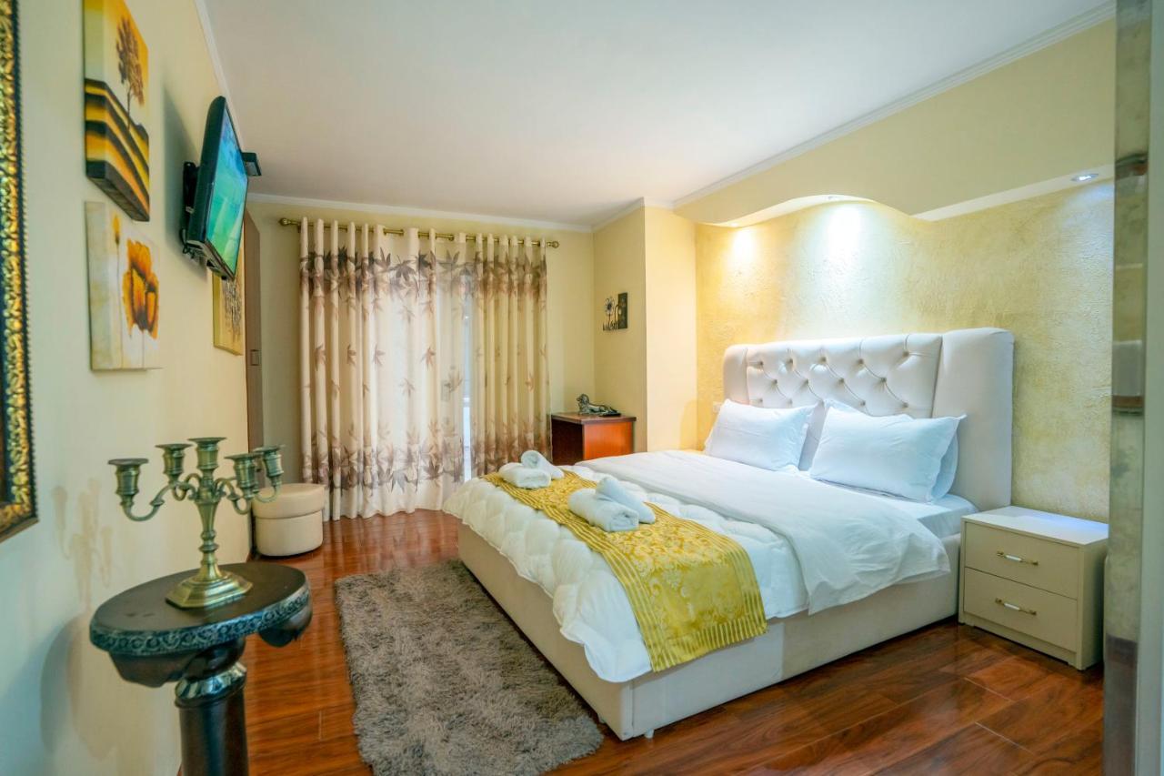 Zobo Hotel Shkodër Eksteriør billede