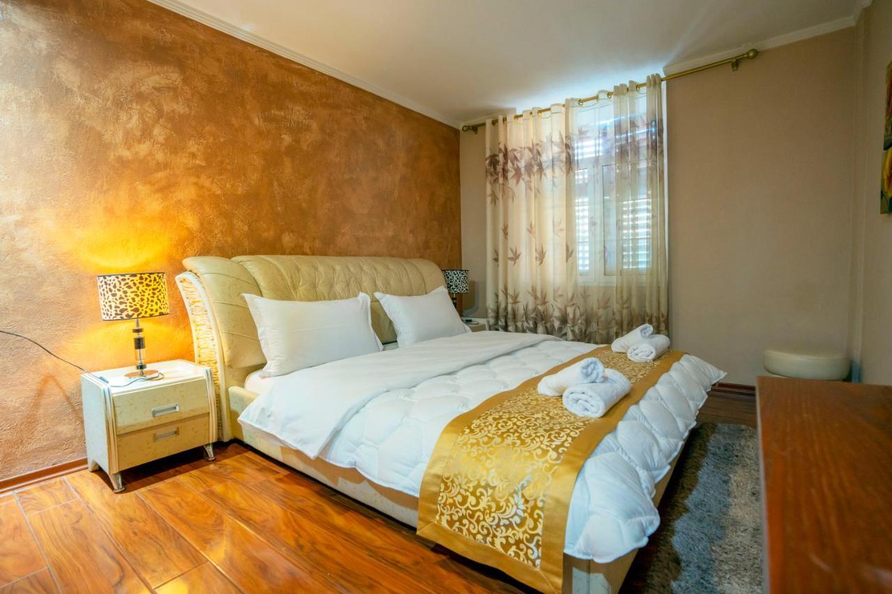 Zobo Hotel Shkodër Eksteriør billede