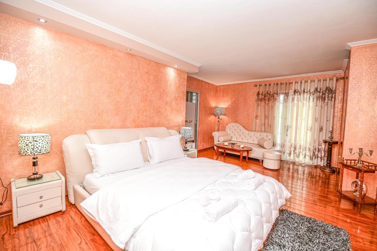 Zobo Hotel Shkodër Eksteriør billede