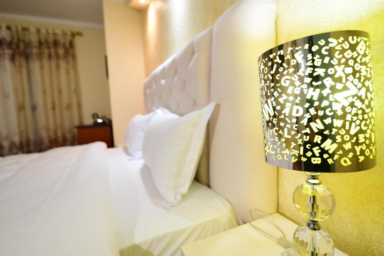 Zobo Hotel Shkodër Eksteriør billede